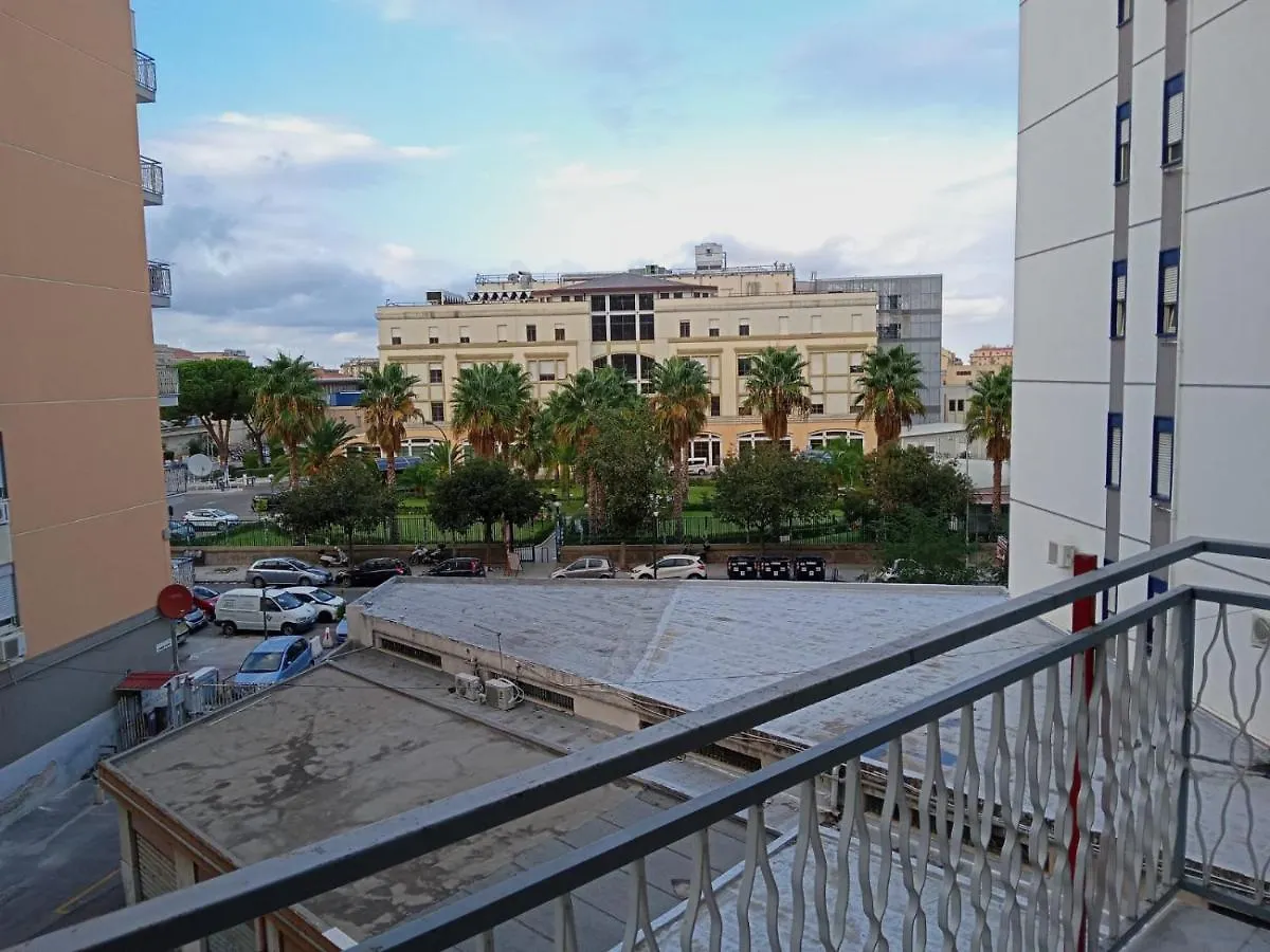 Al Civico da Lia-BAGNO IN CAMERA- Palermo Italia